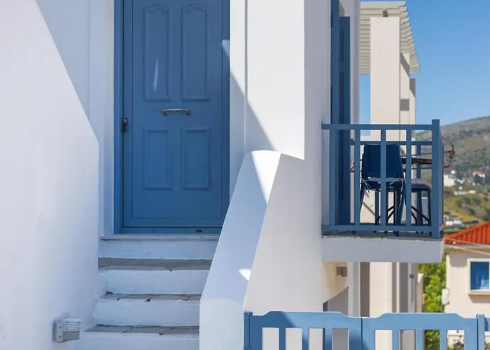 Апартаменты Captain's Nest Андрос